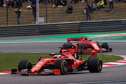 Vettel, molesto por el "mal periodismo" en torno a las órdenes de equipo en Ferrari