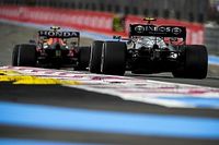 Анализ: как Перес разрушил тактические планы Mercedes во Франции