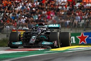 Hamilton sceptisch over Mercedes-update: "Zal niet genoeg zijn"