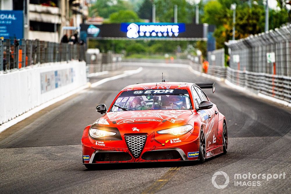 ETCR | Furia Romeo Ferraris a Pau: "Buttati fuori in modo sporco"