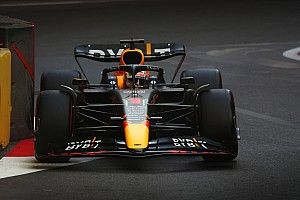 Verstappen: Struggle to find balance harder at street tracks
