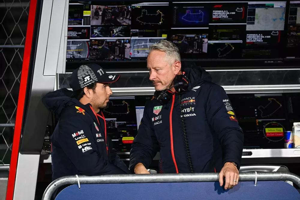 Sergio P&eacute;rez, Red Bull Racing, Jonathan Wheatley, Team Manager, Red Bull Racing