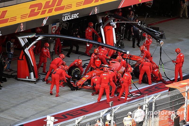 Marko dice que Ferrari fue injusto con Vettel