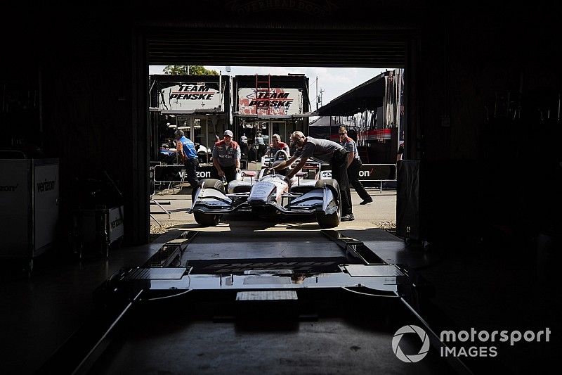 IndyCar перейдет на гибридные силовые установки в 2022 году