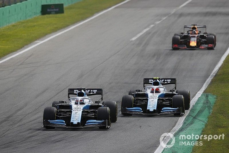 George Russell, Williams Racing FW42, leads Robert Kubica, Williams FW42, and Max Verstappen, Red Bull Racing RB15
