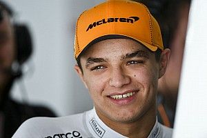 Norris resiste a O'Ward y gana en su debut virtual en IndyCar