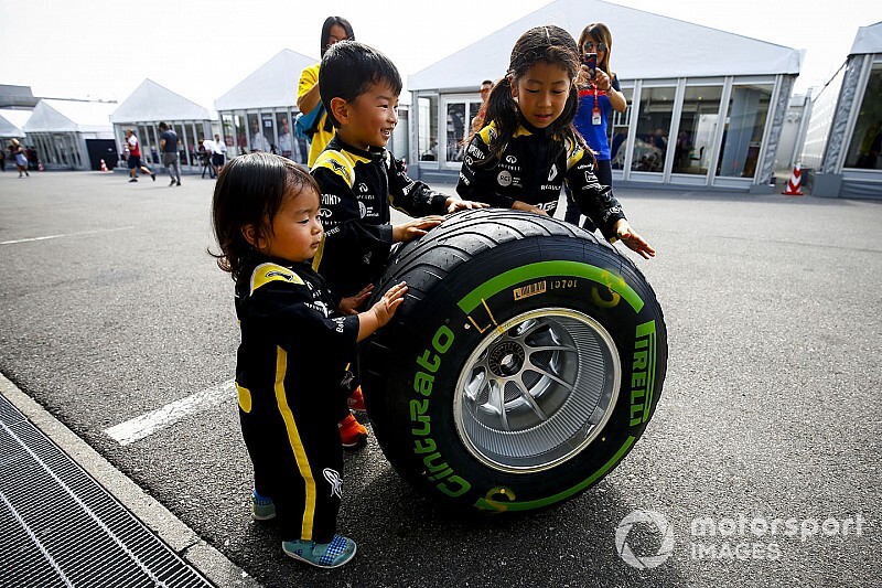 В Pirelli объяснили отказ команд Ф1 от шин 2020 года
