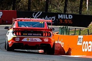 Bathurst 1000: McLaughlin lowers lap record, Whincup crashes