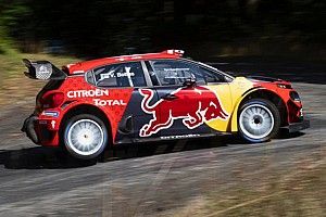 Esperando su renovación, Bottas prueba el Citroën WRC
