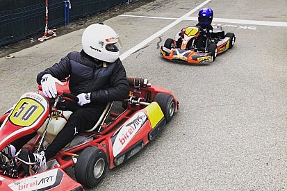 Raikkonen, oğlu Robin'le karting çalışmasına devam ediyor