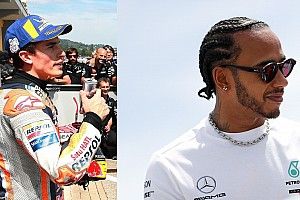 Pentacampeões, Márquez e Hamilton ensaiam desafio com moto e F1