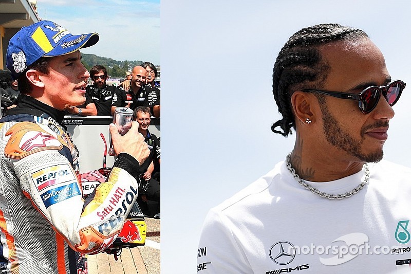 Pentacampeões, Márquez e Hamilton ensaiam desafio com moto e F1