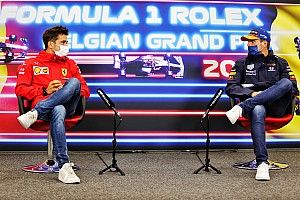Leclerc: "Verstappen şampiyonluk için hazır olduğunu gösteriyor"