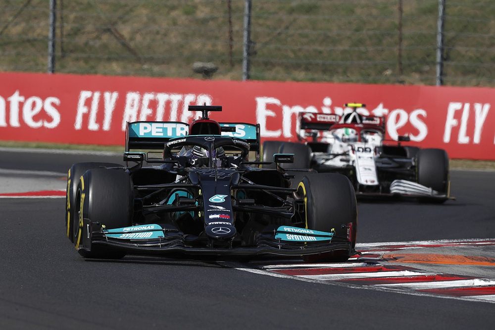 Hamilton: magunknak nehezítettük meg, de ez van