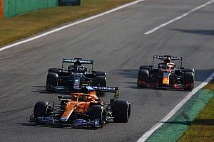 Lando Norris Ogah Bantu Lewis Hamilton dan Max Verstappen Raih Gelar