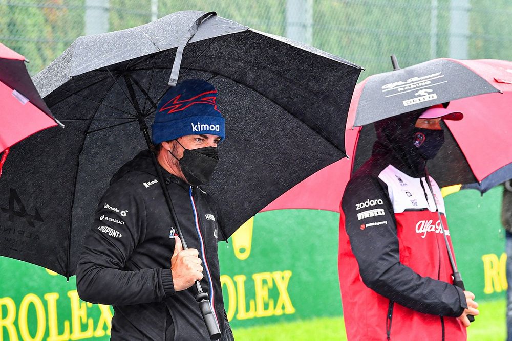 Fernando Alonso, Alpine F1, sur la grille