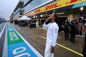Hamilton: "Es increíble que no haya pilotado en Ferrari"