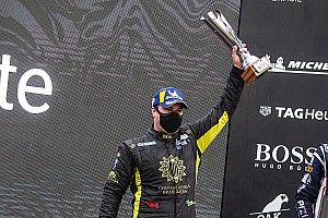 Porsche Cup: Neugebauer conquista pódio na corrida 1 da Carrera em Curitiba