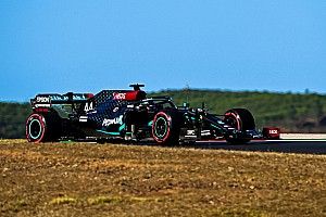 F1: Hamilton in pole a Portimao con le gomme medie!