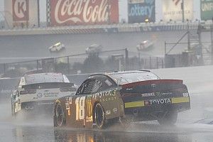 Fotostrecke: Regenrennen der NASCAR Xfinity-Serie in Charlotte