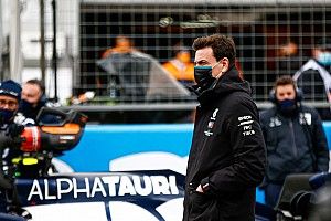 Wolff: "2016-ban még szívesen együttműködtünk volna a Red Bull-lal..."