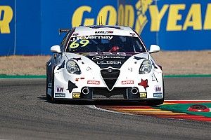 WTCR: tripudio Vernay-Alfa Romeo in Gara 1 ad Aragón