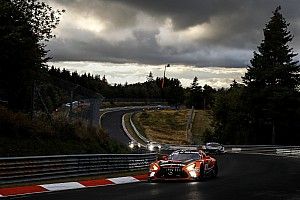 24h Nürburgring 2020: "Drying Wet" bringt Maro Engel die Pole ein