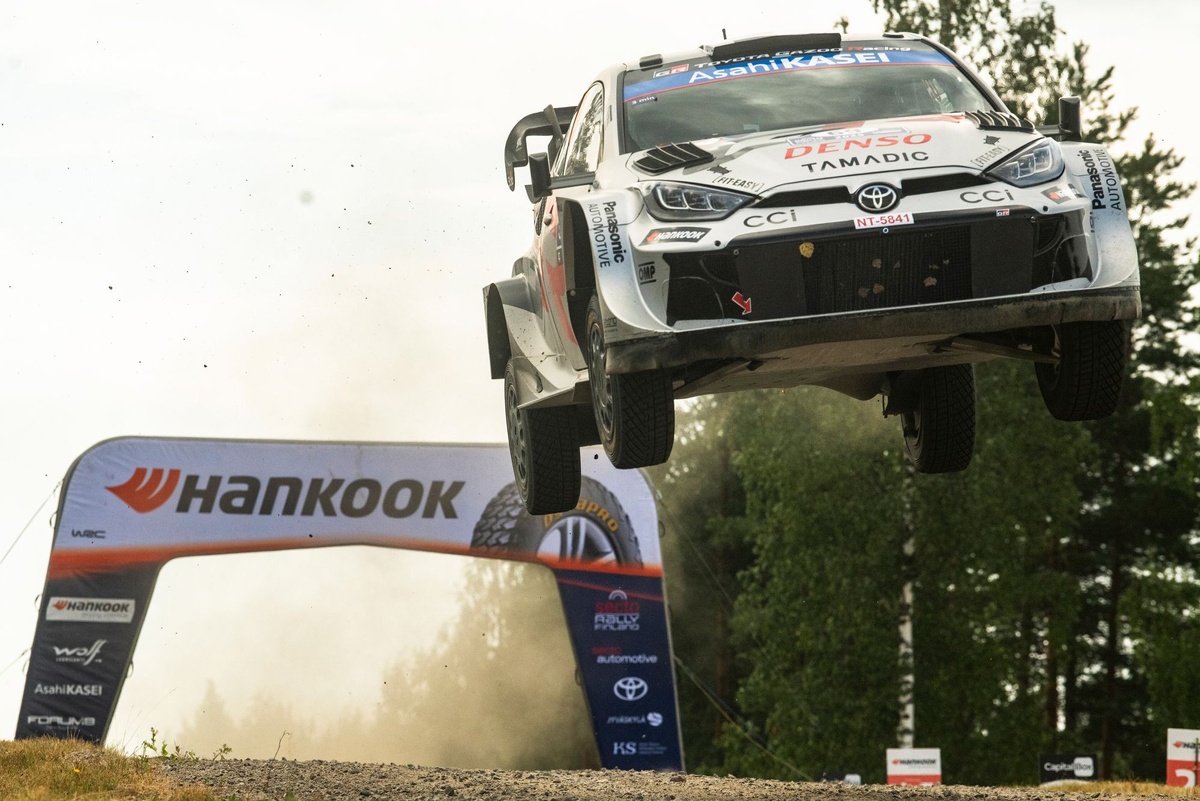 WRC Rally Finland: Toyota locks out top five after Hyundai punctures