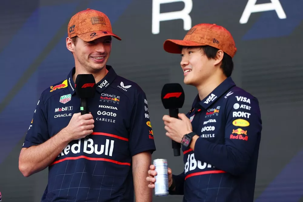 Max Verstappen, Red Bull Racing, Yuki Tsunoda, Red Bull Racing