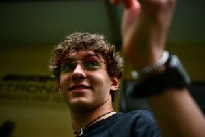 Antonelli staat voor eerste F1-thuisrace: "Gek om dan thuis te slapen"