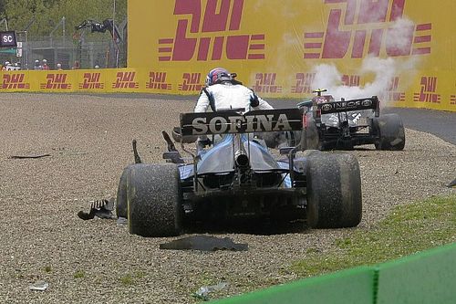 Расселл извинился перед Боттасом