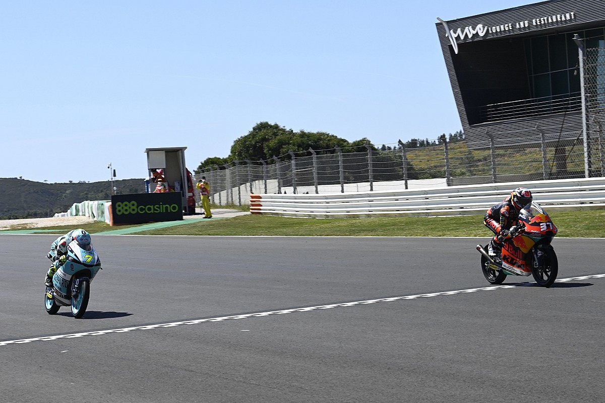 Hasil Moto3 Portugal: Acosta Lanjutkan Sensasi