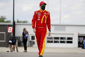 Ross Chastain plays spoiler in playoff opener at Darlington