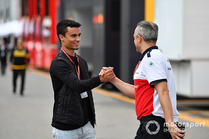 Ferrari, Wehrlein ile görüşüyor
