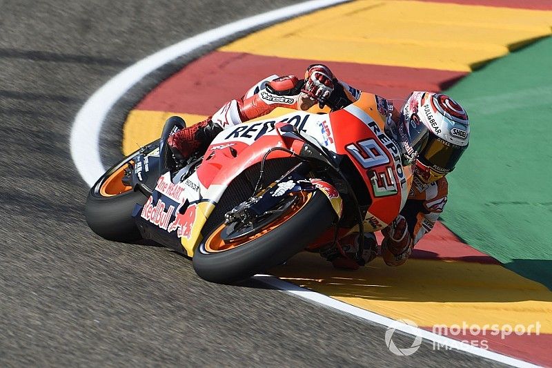 Márquez domina en Aragón con Lorenzo a una décima y las Yamaha a un segundo
