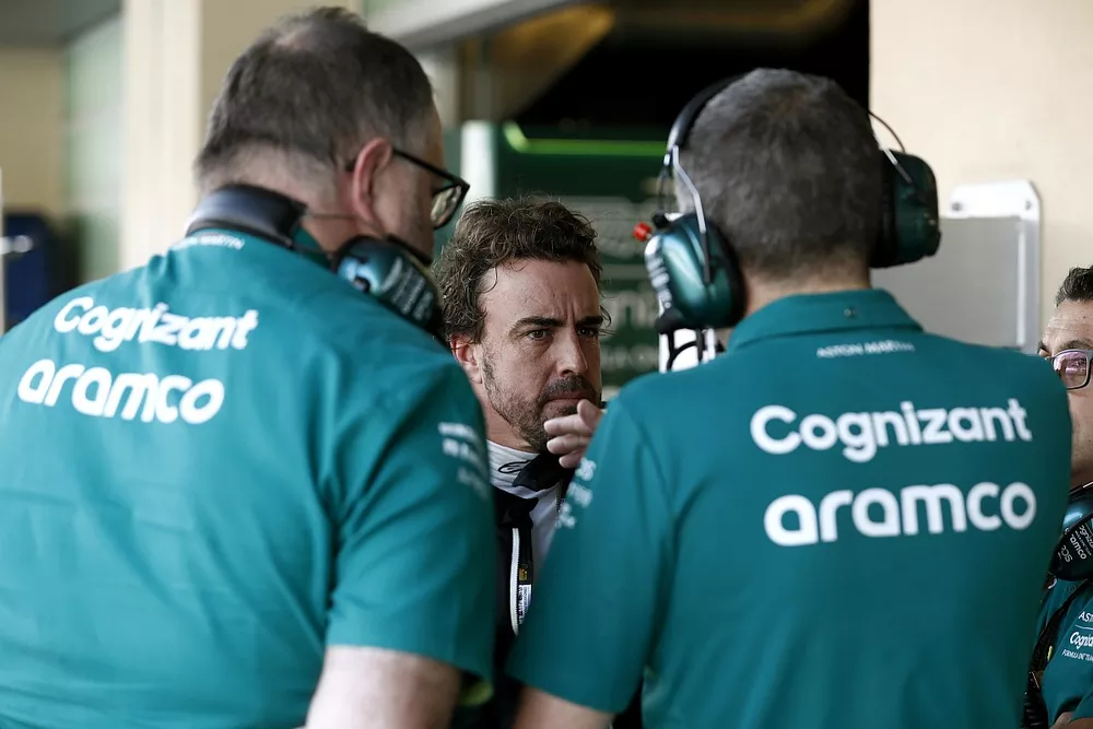 Fernando Alonso, Aston Martin Racing