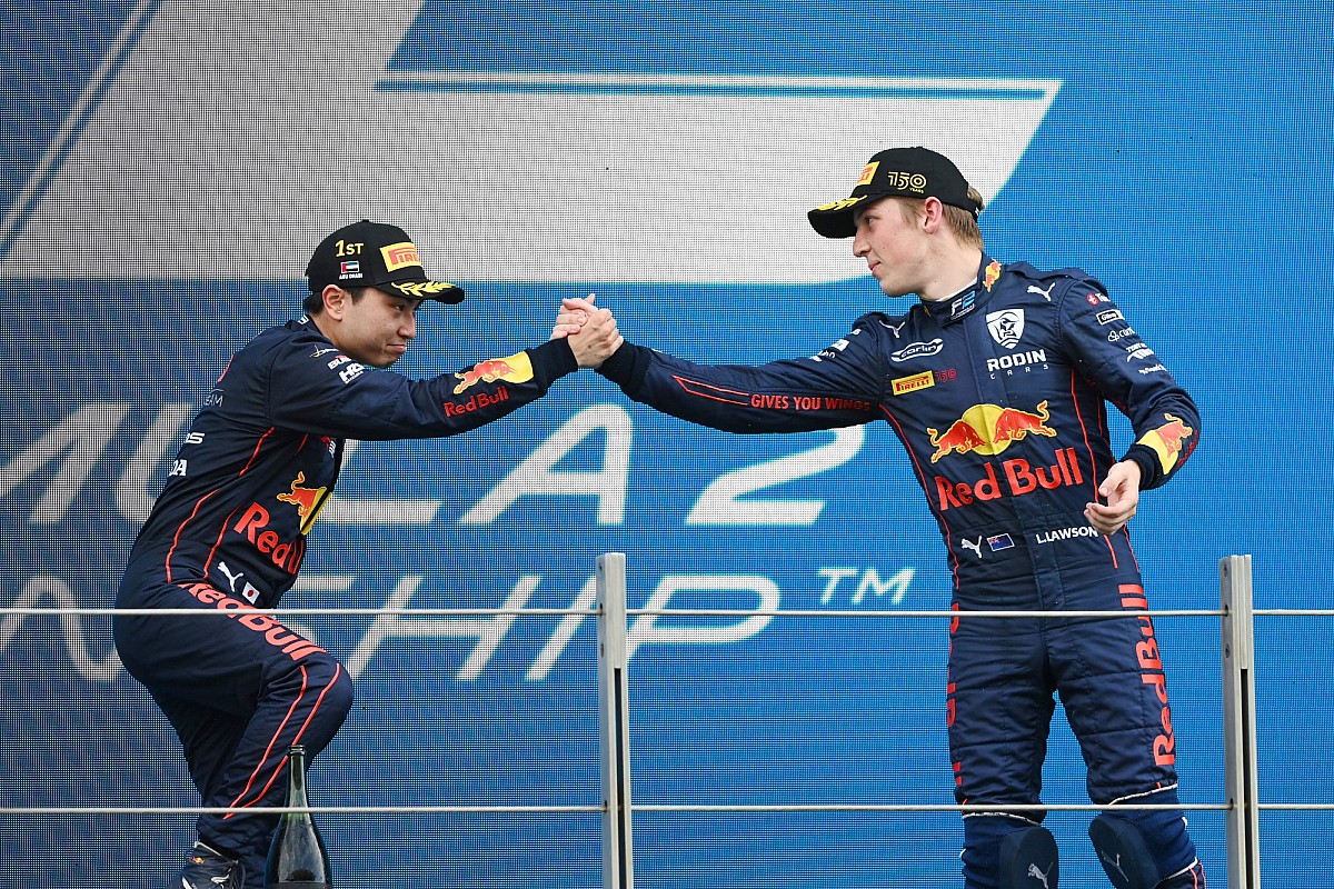 切磋琢磨を続けるふたりの”レッドブルF1候補生”。F2総合首位の