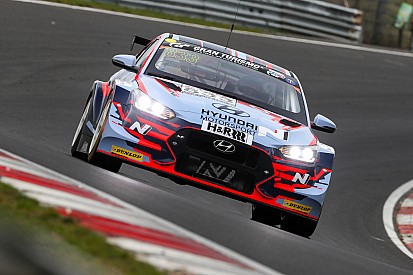 Il team Hyundai Motorsport N schiera due vetture TCR alla 24h del Nürburgring