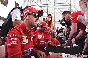 Vettel kegyetlenül felkapta a vizet Bakuban egy kérdésen