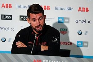 Lopez contro Dragon: "Perché mi ha sostituito con piloti rookie?"