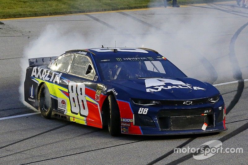 Race Winner Alex Bowman, Hendrick Motorsports, Chevrolet Camaro Axalta