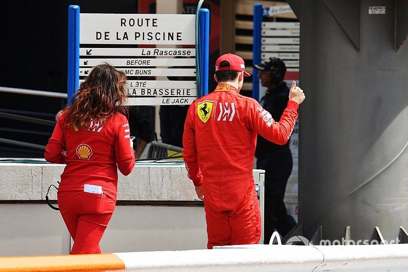 Leclerc cuestionó la estrategia de Ferrari en la Q1