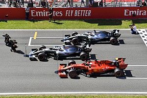 Verstappen: Mercedes es el único que entiende los autos 2019