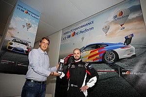 Carrera Cup Italia, Misano: Kujala emerge dalla pioggia e dalla... ghiaia