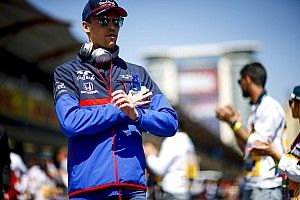Kvyat nem hibáztatja Ricciardót - "Mindannyian hibázunk..."