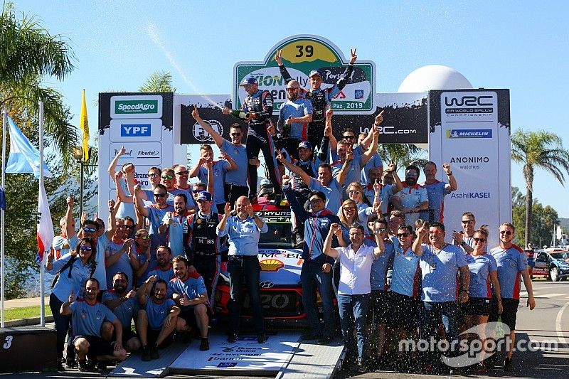 WRC, Hyundai rende merito a Neuville e Mikkelsen: "La doppietta è merito loro"