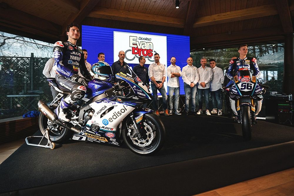 SSP | Evan Bros svela la Yamaha 2022 di Baldassarri e Sebestyen