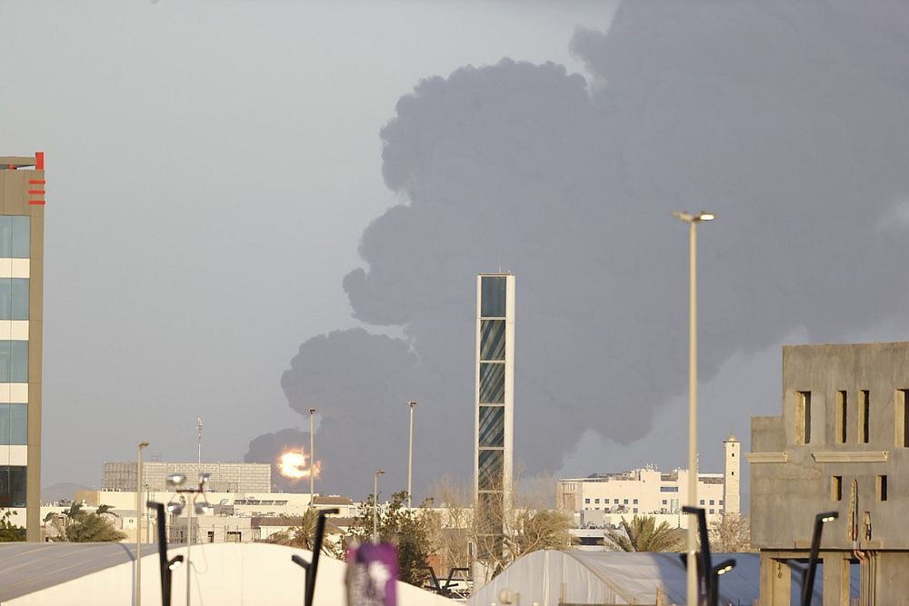 Smoke in the sky of Jeddah