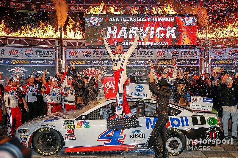 Texas-Triumph bringt Kevin Harvick den NASCAR-Finaleinzug