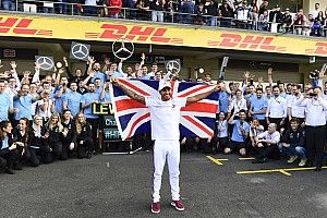 Galeri: Hamilton şampiyonluğu kutluyor